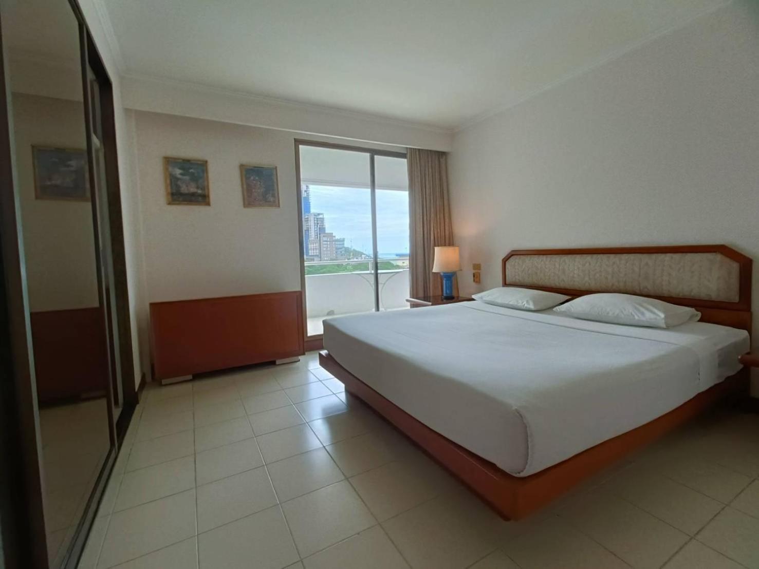 The Monaco Residence Pattaya Extérieur photo